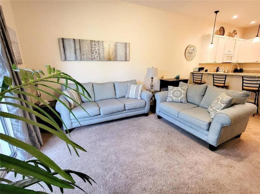 Hidden Oasis Near Orlando, Disney, Etc. Apartment