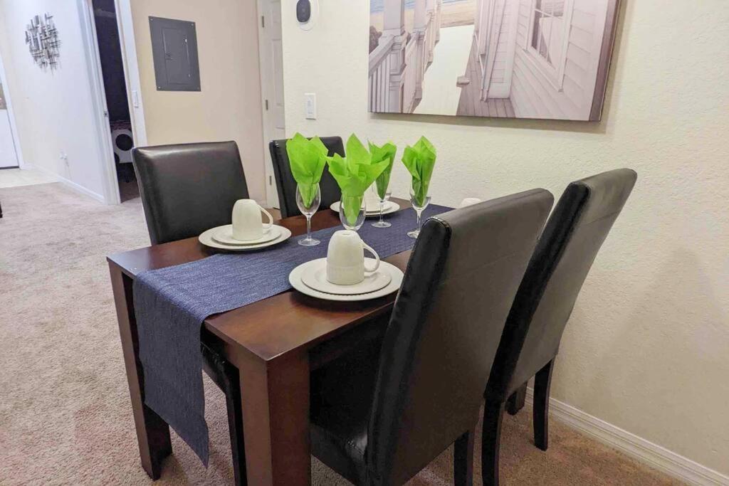 Hidden Oasis Near Orlando, Disney, Etc. Appartement